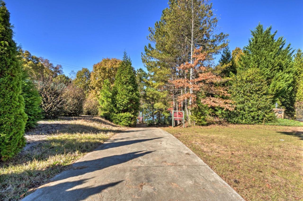Lake Keowee Escape With Dock, Deck And Lake Access! Six Mile Exterior foto